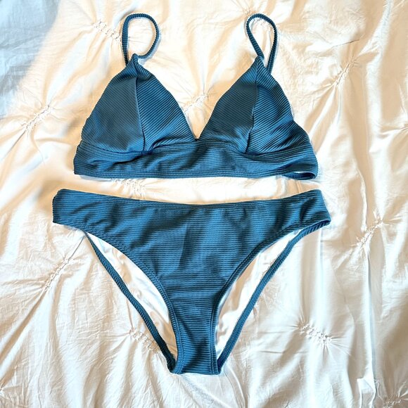 CUPSHE | Two Piece Bikini Swimwear Bathing Suit | Blue | Size: L - Picture 1 of 7